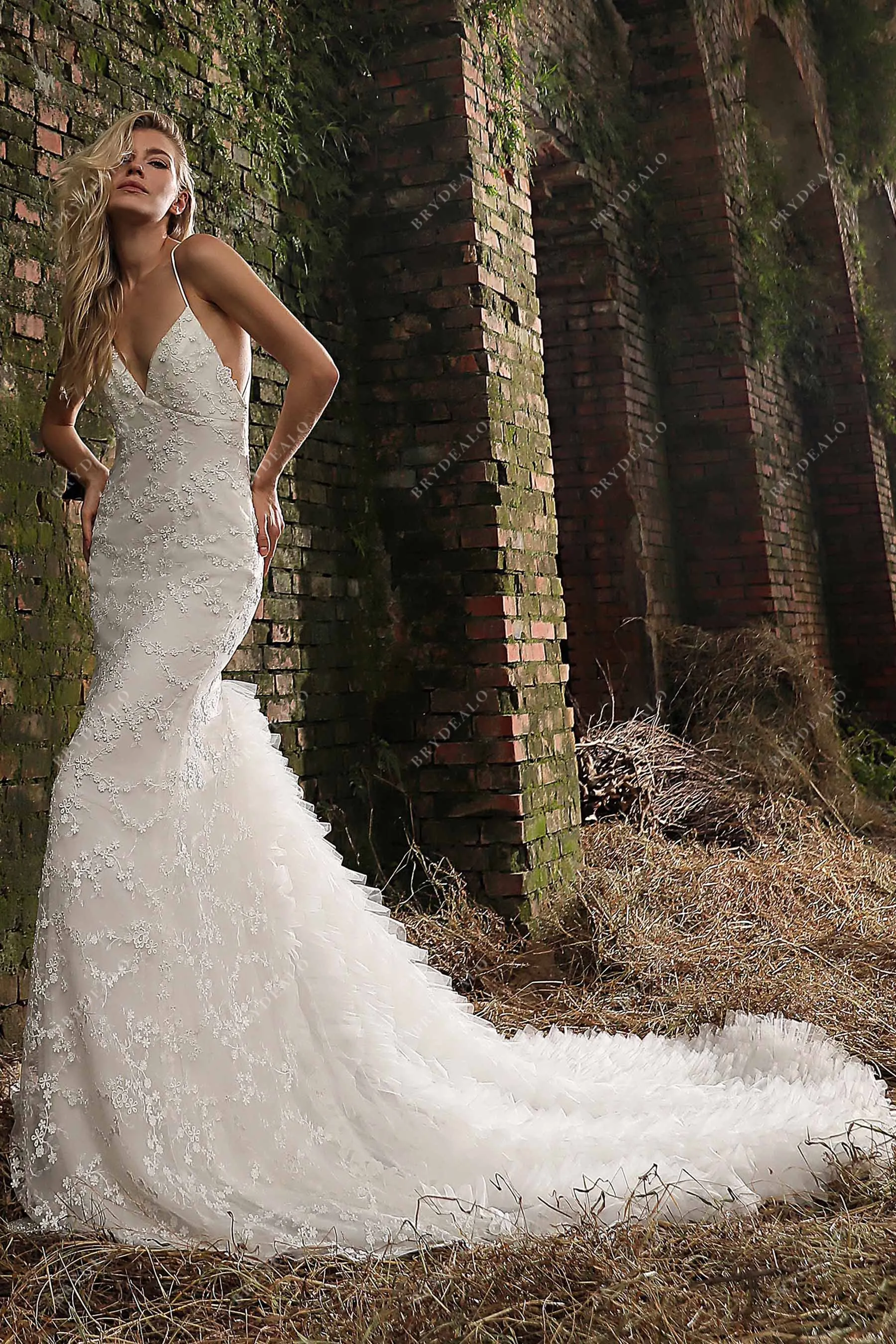 Designer Ruffled Mermaid Crisscross Back Lace Country Wedding Dress