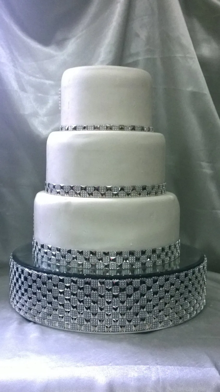 Diamante stud Crystal effect cake    3m free Diamante Trim round or square all sizes