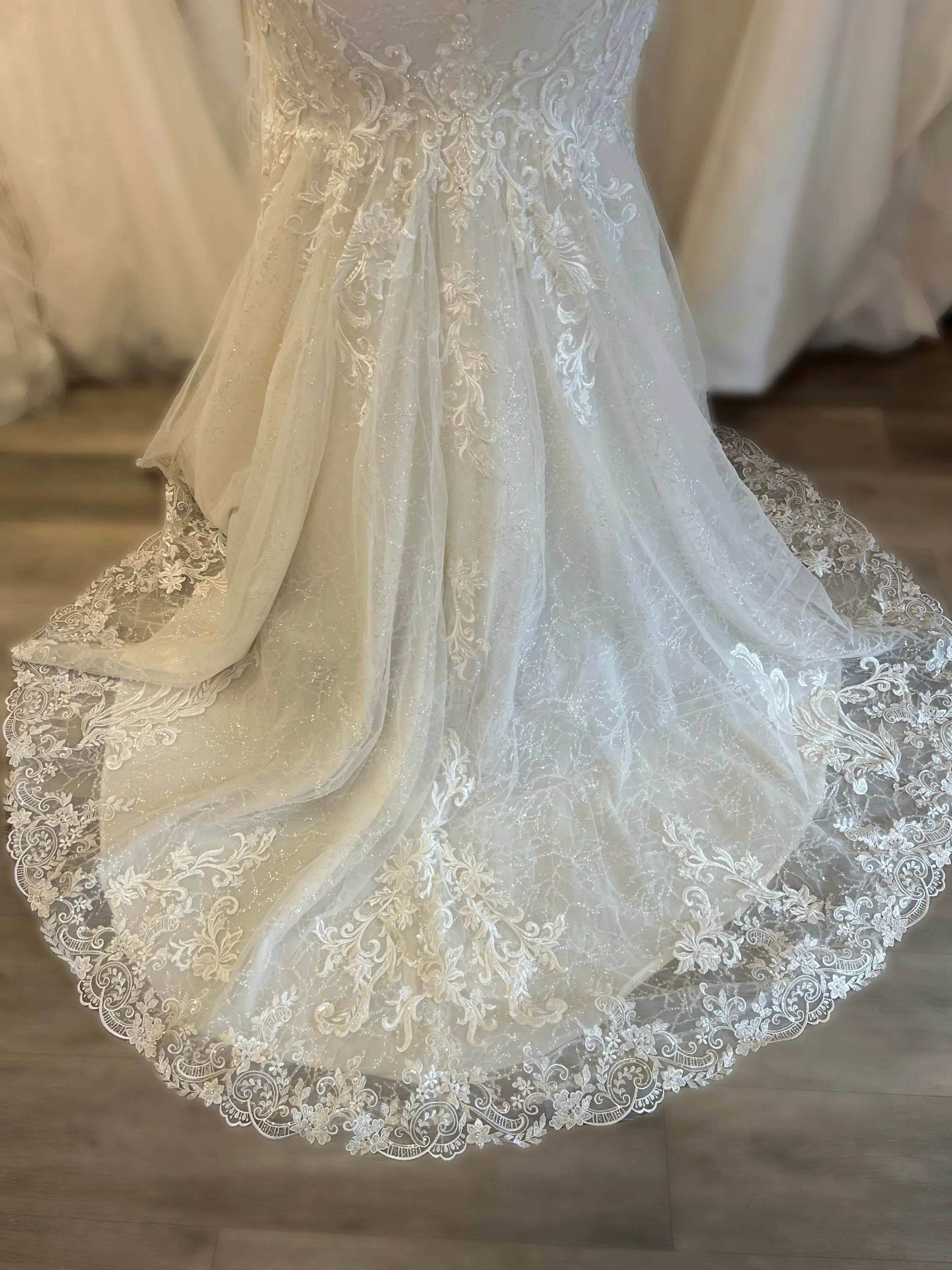 Justin Alexander 88252 Wedding Sample Dress