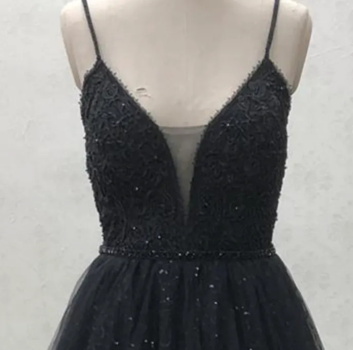 Sequined Beaded Lace Sleeveless Black A Line Gown with Train