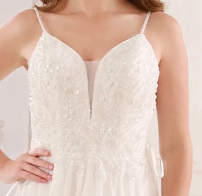 Sequined Lace A Line Sleeveless Bridal Wedding Gown